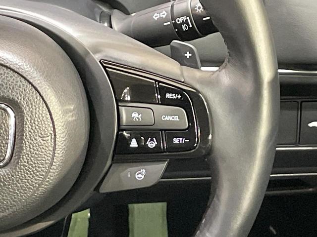 ヴェゼル e:HEV Z 純正9型ナビ 全周囲カメラ 衝突軽減 レーダークルーズ 禁煙車 電動リアゲート ハーフレザーシート ドラレコ コーナーセンサー スマートキー LEDヘッド 純正18インチアルミ オートハイビーム(28枚目)