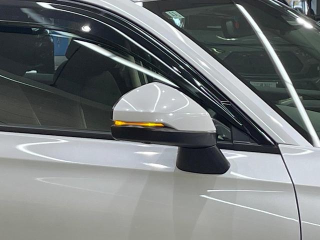 ヴェゼル e:HEV Z 純正9型ナビ 全周囲カメラ 衝突軽減 レーダークルーズ 禁煙車 電動リアゲート ハーフレザーシート ドラレコ コーナーセンサー スマートキー LEDヘッド 純正18インチアルミ オートハイビーム(60枚目)