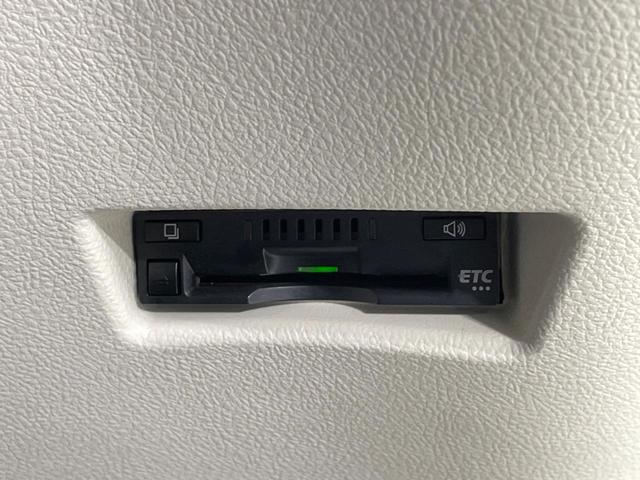 シエンタ G 純正ナビ バックカメラ 両側電動スライド ステアリングスイッチ 禁煙車 スマートキー ビルトインETC オートエアコン シートリフター アイドリングストップ ドライブレコーダー バニティミラー(6枚目)