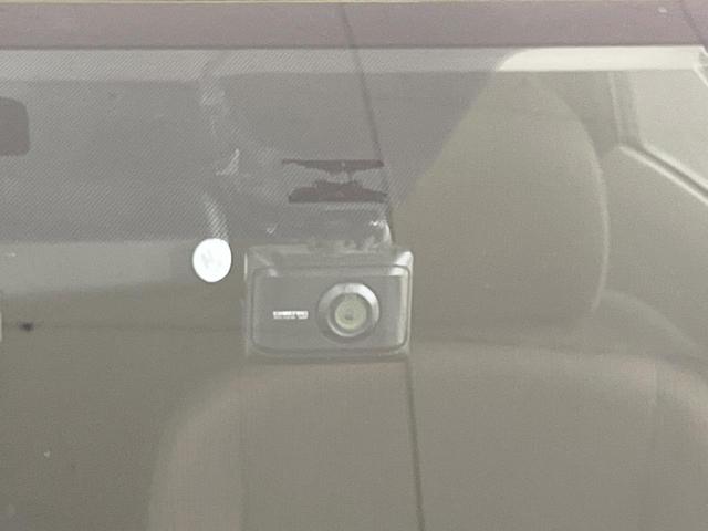 シエンタ G 純正ナビ バックカメラ 両側電動スライド ステアリングスイッチ 禁煙車 スマートキー ビルトインETC オートエアコン シートリフター アイドリングストップ ドライブレコーダー バニティミラー(33枚目)