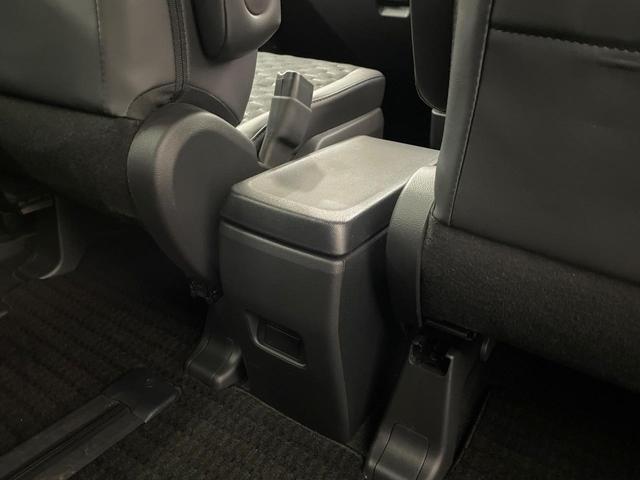 ヴォクシー Ｓ－Ｚ　純正１０．５型ナビ　全周囲カメラ　快適利便パッケージＨｉｇｈ　フリップダウンモニター　ユニバーサルステップ　ＢＳＭ　両側電動スライド　ＥＴＣ　　シートヒーター　ＬＥＤヘッドライト　ＬＥＤフォグランプ（33枚目）
