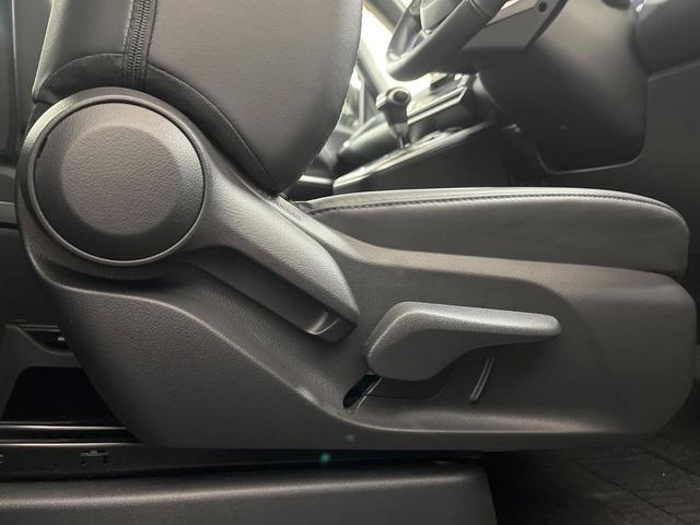 ヴォクシー Ｓ－Ｚ　純正１０．５型ナビ　全周囲カメラ　快適利便パッケージＨｉｇｈ　フリップダウンモニター　ユニバーサルステップ　ＢＳＭ　両側電動スライド　ＥＴＣ　　シートヒーター　ＬＥＤヘッドライト　ＬＥＤフォグランプ（57枚目）