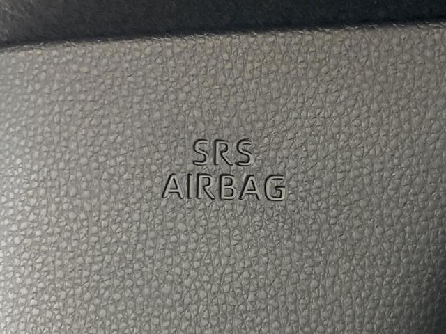 ヴォクシー Ｓ－Ｚ　純正１０．５型ナビ　全周囲カメラ　快適利便パッケージＨｉｇｈ　フリップダウンモニター　ユニバーサルステップ　ＢＳＭ　両側電動スライド　ＥＴＣ　　シートヒーター　ＬＥＤヘッドライト　ＬＥＤフォグランプ（61枚目）