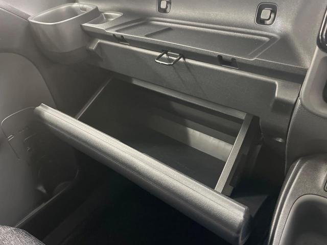 シエンタ ハイブリッドＺ　純正１０．５型ナビ　全周囲カメラ　衝突軽減　レーダークルーズ　禁煙車　コーナーセンサー　スマートキー　ＬＥＤヘッド　ビルトインＥＴＣ　オートハイビーム　車線逸脱警報　オートライト　オートエアコン（39枚目）