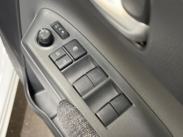 シエンタ ハイブリッドＺ　純正１０．５型ナビ　全周囲カメラ　衝突軽減　レーダークルーズ　禁煙車　コーナーセンサー　スマートキー　ＬＥＤヘッド　ビルトインＥＴＣ　オートハイビーム　車線逸脱警報　オートライト　オートエアコン（42枚目）