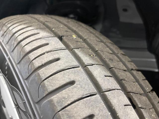 シエンタ ハイブリッドＺ　純正１０．５型ナビ　全周囲カメラ　衝突軽減　レーダークルーズ　禁煙車　コーナーセンサー　スマートキー　ＬＥＤヘッド　ビルトインＥＴＣ　オートハイビーム　車線逸脱警報　オートライト　オートエアコン（62枚目）