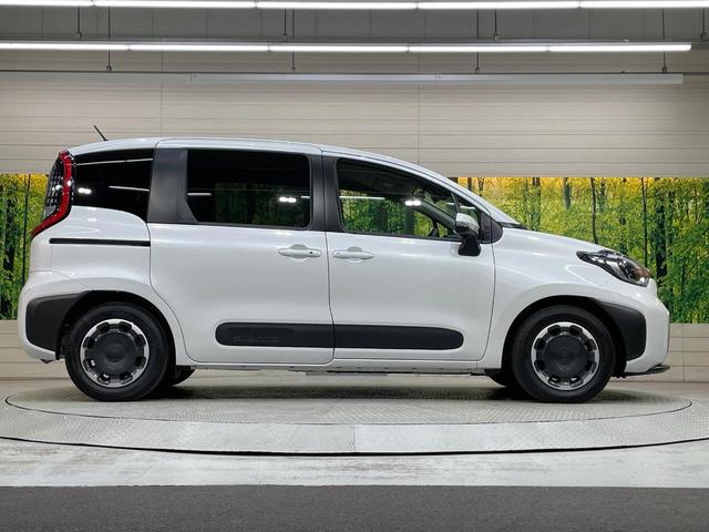 シエンタ ハイブリッドＺ　純正１０．５型ナビ　全周囲カメラ　衝突軽減　レーダークルーズ　禁煙車　コーナーセンサー　スマートキー　ＬＥＤヘッド　ビルトインＥＴＣ　オートハイビーム　車線逸脱警報　オートライト　オートエアコン（64枚目）