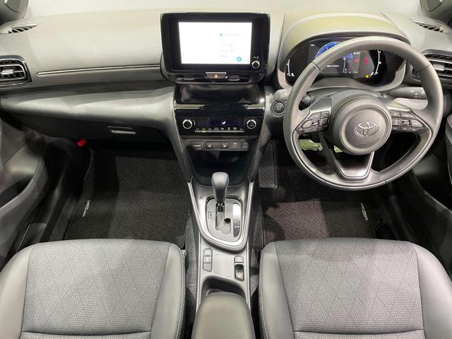 ヤリスクロス Ｚ　純正８型ＤＡ　全周囲カメラ　衝突軽減　レーダークルーズ　禁煙車　ハーフレザーシート　パワーシート　コーナーセンサー　スマートキー　ＬＥＤヘッド　ビルトインＥＴＣ　純正１８インチアルミ　オートハイビーム（2枚目）