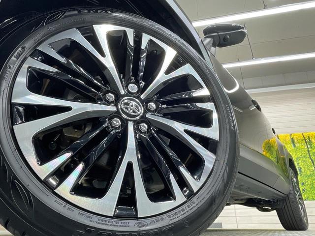 ヤリスクロス Ｚ　純正８型ＤＡ　全周囲カメラ　衝突軽減　レーダークルーズ　禁煙車　ハーフレザーシート　パワーシート　コーナーセンサー　スマートキー　ＬＥＤヘッド　ビルトインＥＴＣ　純正１８インチアルミ　オートハイビーム（13枚目）