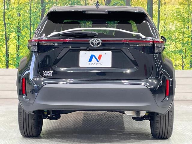 ヤリスクロス Ｚ　純正８型ＤＡ　全周囲カメラ　衝突軽減　レーダークルーズ　禁煙車　ハーフレザーシート　パワーシート　コーナーセンサー　スマートキー　ＬＥＤヘッド　ビルトインＥＴＣ　純正１８インチアルミ　オートハイビーム（15枚目）