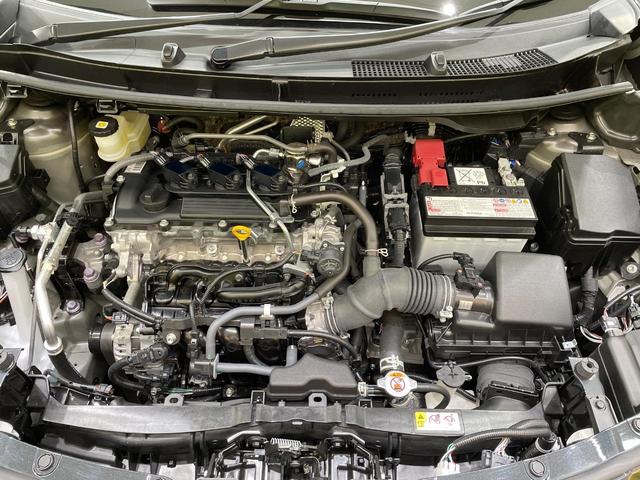 ヤリスクロス Ｚ　純正８型ＤＡ　全周囲カメラ　衝突軽減　レーダークルーズ　禁煙車　ハーフレザーシート　パワーシート　コーナーセンサー　スマートキー　ＬＥＤヘッド　ビルトインＥＴＣ　純正１８インチアルミ　オートハイビーム（18枚目）