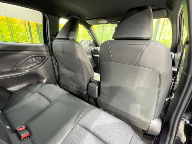 ヤリスクロス Ｚ　純正８型ＤＡ　全周囲カメラ　衝突軽減　レーダークルーズ　禁煙車　ハーフレザーシート　パワーシート　コーナーセンサー　スマートキー　ＬＥＤヘッド　ビルトインＥＴＣ　純正１８インチアルミ　オートハイビーム（49枚目）