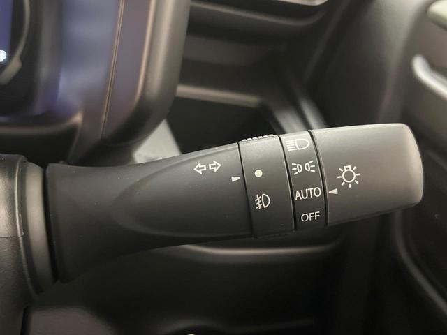 スペーシアギア ハイブリッドＸＺ　届出済未使用車　純正９型ナビ　両側電動ドア　全周囲カメラ　衝突軽減　コーナーセンサー　スマートキー　ＬＥＤヘッド　純正１４インチアルミ　オートハイビーム　車線逸脱警報　オートライト　オートエアコン（30枚目）