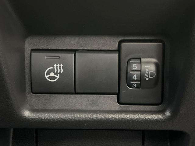 スペーシアギア ハイブリッドＸＺ　届出済未使用車　純正９型ナビ　両側電動ドア　全周囲カメラ　衝突軽減　コーナーセンサー　スマートキー　ＬＥＤヘッド　純正１４インチアルミ　オートハイビーム　車線逸脱警報　オートライト　オートエアコン（36枚目）