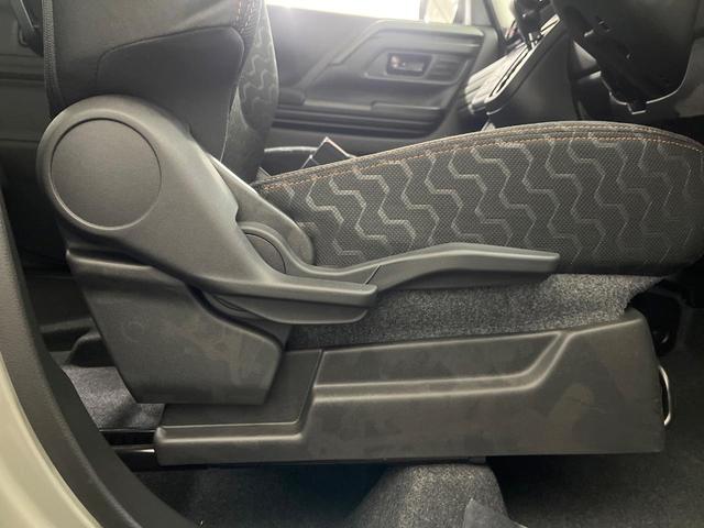 スペーシアギア ハイブリッドＸＺ　届出済未使用車　純正９型ナビ　両側電動ドア　全周囲カメラ　衝突軽減　コーナーセンサー　スマートキー　ＬＥＤヘッド　純正１４インチアルミ　オートハイビーム　車線逸脱警報　オートライト　オートエアコン（45枚目）