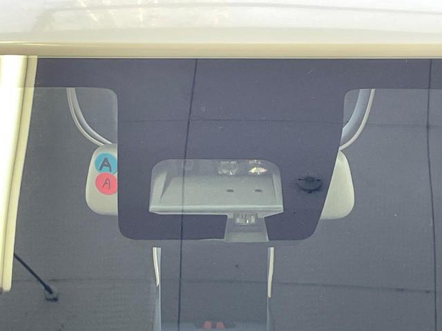 アルト L SDナビ バックカメラ 衝突軽減 禁煙車 シートヒーター リヤパーキングセンサー オートライト Bluetooth アイドリングストップ 車線逸脱警報機能 キーレス ヘッドライトレベライザー(7枚目)