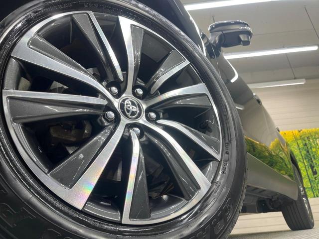 ハリアー Ｇ　純正８型ＤＡ　衝突軽減装置　レーダークルーズ　ＬＥＤヘッドライト　ＥＴＣ　Ｂｌｕｅｔｏｏｔｈ　バックカメラ　電動リアゲート　オートホールド　電動パーキング　オートエアコン　純正１８インチアルミホイール（13枚目）