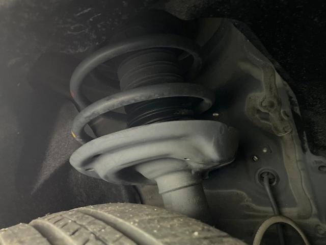 ハリアー Ｇ　純正８型ＤＡ　衝突軽減装置　レーダークルーズ　ＬＥＤヘッドライト　ＥＴＣ　Ｂｌｕｅｔｏｏｔｈ　バックカメラ　電動リアゲート　オートホールド　電動パーキング　オートエアコン　純正１８インチアルミホイール（20枚目）