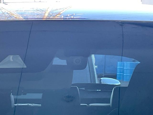 ハリアー Ｇ　純正８型ＤＡ　衝突軽減装置　レーダークルーズ　ＬＥＤヘッドライト　ＥＴＣ　Ｂｌｕｅｔｏｏｔｈ　バックカメラ　電動リアゲート　オートホールド　電動パーキング　オートエアコン　純正１８インチアルミホイール（29枚目）