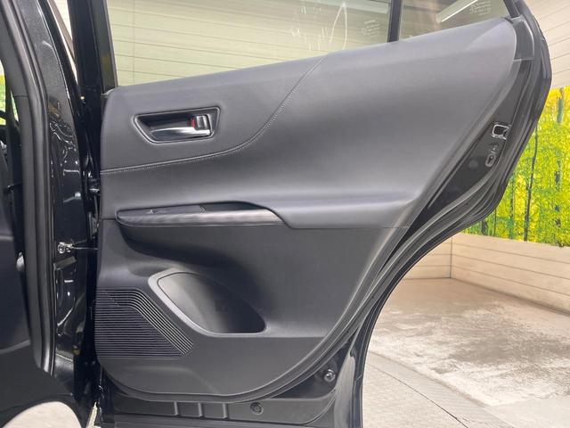 ハリアー Ｇ　純正８型ＤＡ　衝突軽減装置　レーダークルーズ　ＬＥＤヘッドライト　ＥＴＣ　Ｂｌｕｅｔｏｏｔｈ　バックカメラ　電動リアゲート　オートホールド　電動パーキング　オートエアコン　純正１８インチアルミホイール（42枚目）