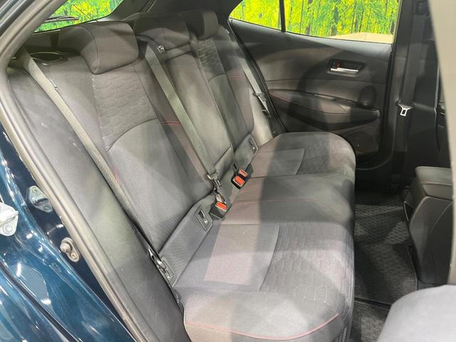 カローラスポーツ ハイブリッドＧ　Ｚ　ＳＤナビ　バックカメラ　衝突被害軽減システム　レーダークルーズ　禁煙車　コーナーセンサー　スマートキー　ＬＥＤヘッド　ビルトインＥＴＣ　純正１８インチアルミ　オートハイビーム　車線逸脱警報（9枚目）