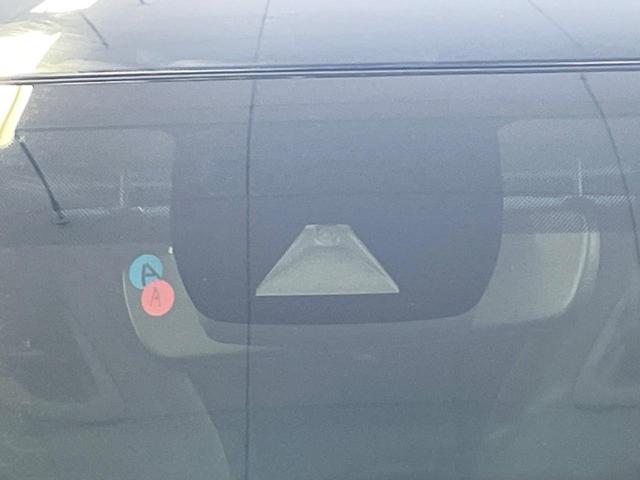 カローラスポーツ ハイブリッドＧ　Ｚ　ＳＤナビ　バックカメラ　衝突被害軽減システム　レーダークルーズ　禁煙車　コーナーセンサー　スマートキー　ＬＥＤヘッド　ビルトインＥＴＣ　純正１８インチアルミ　オートハイビーム　車線逸脱警報（24枚目）