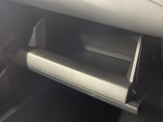 カローラスポーツ ハイブリッドＧ　Ｚ　ＳＤナビ　バックカメラ　衝突被害軽減システム　レーダークルーズ　禁煙車　コーナーセンサー　スマートキー　ＬＥＤヘッド　ビルトインＥＴＣ　純正１８インチアルミ　オートハイビーム　車線逸脱警報（26枚目）