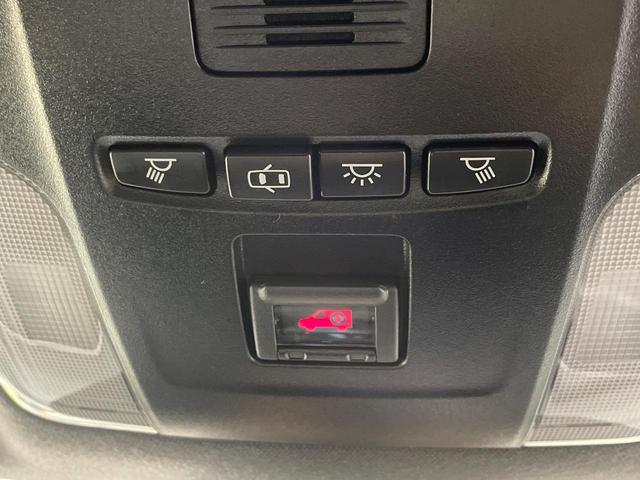 カローラスポーツ ハイブリッドＧ　Ｚ　ＳＤナビ　バックカメラ　衝突被害軽減システム　レーダークルーズ　禁煙車　コーナーセンサー　スマートキー　ＬＥＤヘッド　ビルトインＥＴＣ　純正１８インチアルミ　オートハイビーム　車線逸脱警報（33枚目）