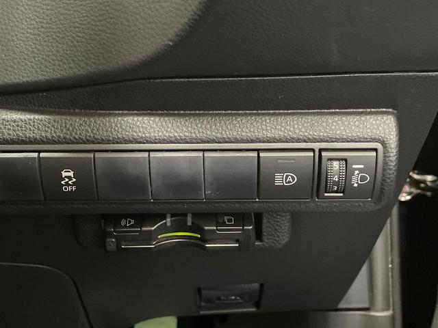 カローラスポーツ ハイブリッドＧ　Ｚ　ＳＤナビ　バックカメラ　衝突被害軽減システム　レーダークルーズ　禁煙車　コーナーセンサー　スマートキー　ＬＥＤヘッド　ビルトインＥＴＣ　純正１８インチアルミ　オートハイビーム　車線逸脱警報（38枚目）