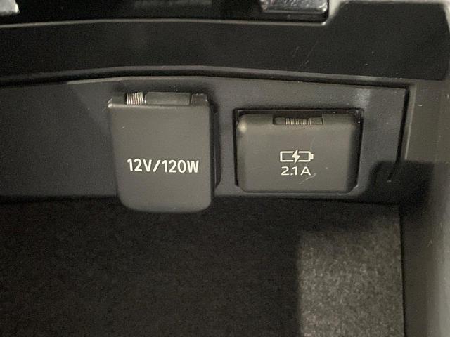 カローラスポーツ ハイブリッドＧ　Ｚ　ＳＤナビ　バックカメラ　衝突被害軽減システム　レーダークルーズ　禁煙車　コーナーセンサー　スマートキー　ＬＥＤヘッド　ビルトインＥＴＣ　純正１８インチアルミ　オートハイビーム　車線逸脱警報（42枚目）