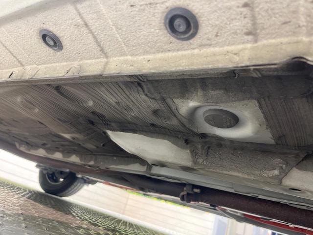 アクア Ｓスタイルブラック　ＳＤナビ　衝突軽減装置　ドラレコ　ＥＴＣ　バックカメラ　Ｂｌｕｅｔｏｏｔｈ　スマートキー　プッシュスタート　オートエアコン　シートリフター　ヘッドライトレベライザー　電動格納ドアミラー（22枚目）