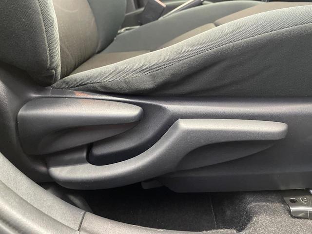 アクア Ｓスタイルブラック　ＳＤナビ　衝突軽減装置　ドラレコ　ＥＴＣ　バックカメラ　Ｂｌｕｅｔｏｏｔｈ　スマートキー　プッシュスタート　オートエアコン　シートリフター　ヘッドライトレベライザー　電動格納ドアミラー（35枚目）