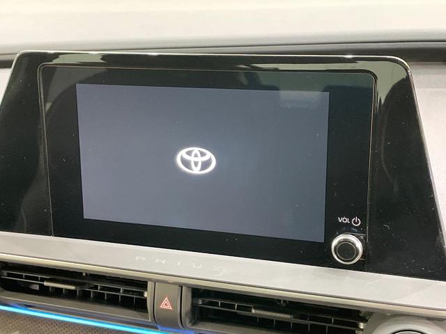 プリウス Ｇ　純正８型ＤＡ　レーダークルーズ　ブラインドスポットモニター　１９インチアルミ　衝突軽減装置　ＬＥＤヘッド　ＥＴＣ　Ｂｌｕｅｔｏｏｔｈ　シートヒーター　オートエアコン　スマートキー　プッシュスタート（3枚目）