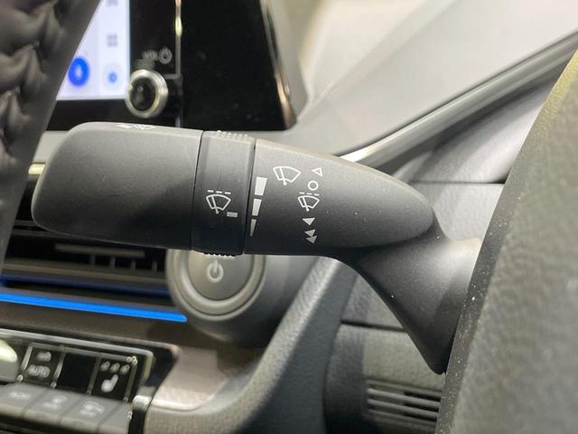 プリウス Ｇ　純正８型ＤＡ　レーダークルーズ　ブラインドスポットモニター　１９インチアルミ　衝突軽減装置　ＬＥＤヘッド　ＥＴＣ　Ｂｌｕｅｔｏｏｔｈ　シートヒーター　オートエアコン　スマートキー　プッシュスタート（26枚目）