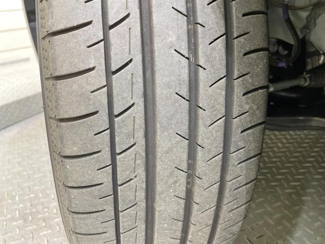 プリウス Ｇ　純正８型ＤＡ　レーダークルーズ　ブラインドスポットモニター　１９インチアルミ　衝突軽減装置　ＬＥＤヘッド　ＥＴＣ　Ｂｌｕｅｔｏｏｔｈ　シートヒーター　オートエアコン　スマートキー　プッシュスタート（54枚目）