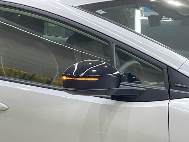 プリウス Ｇ　純正８型ＤＡ　レーダークルーズ　ブラインドスポットモニター　１９インチアルミ　衝突軽減装置　ＬＥＤヘッド　ＥＴＣ　Ｂｌｕｅｔｏｏｔｈ　シートヒーター　オートエアコン　スマートキー　プッシュスタート（55枚目）