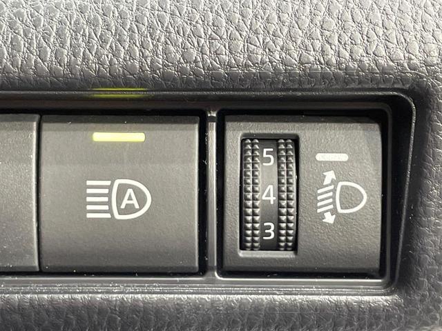 プリウス Ｇ　純正８型ＤＡ　レーダークルーズ　ブラインドスポットモニター　１９インチアルミ　衝突軽減装置　ＬＥＤヘッド　ＥＴＣ　Ｂｌｕｅｔｏｏｔｈ　シートヒーター　オートエアコン　スマートキー　プッシュスタート（60枚目）