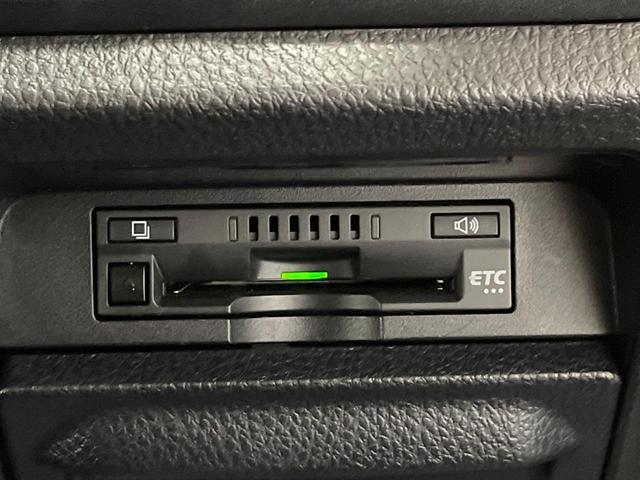 ヴォクシー ＺＳ　煌ＩＩＩ　純正９型ナビ　両側電動ドア　バックカメラ　衝突被害軽減システム　禁煙車　ドラレコ　スマートキー　ＬＥＤヘッド　ビルトインＥＴＣ　クルコン　純正１６インチアルミ　オートライト　デュアルエアコン（6枚目）