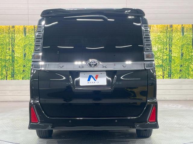 ヴォクシー ＺＳ　煌ＩＩＩ　純正９型ナビ　両側電動ドア　バックカメラ　衝突被害軽減システム　禁煙車　ドラレコ　スマートキー　ＬＥＤヘッド　ビルトインＥＴＣ　クルコン　純正１６インチアルミ　オートライト　デュアルエアコン（16枚目）