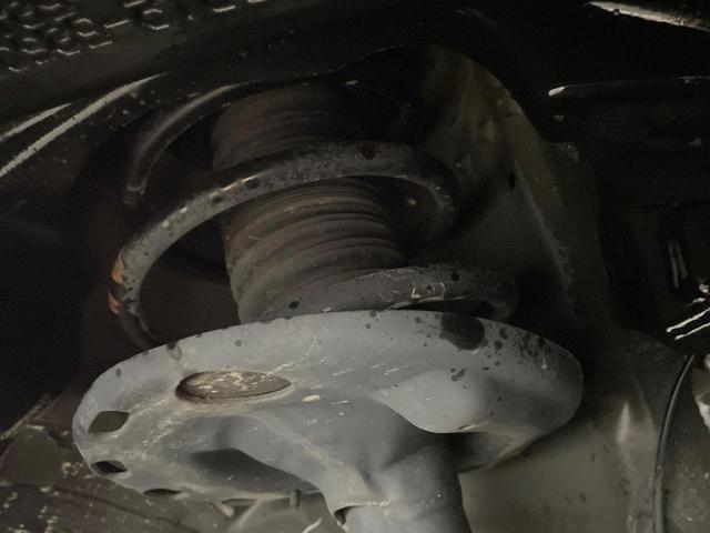 ヴォクシー ＺＳ　煌ＩＩＩ　純正９型ナビ　両側電動ドア　バックカメラ　衝突被害軽減システム　禁煙車　ドラレコ　スマートキー　ＬＥＤヘッド　ビルトインＥＴＣ　クルコン　純正１６インチアルミ　オートライト　デュアルエアコン（21枚目）