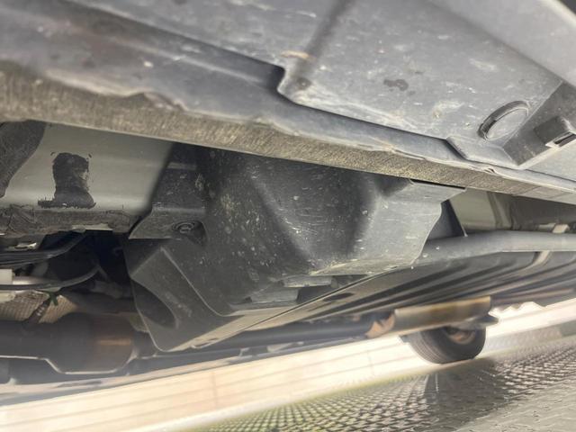 ヴォクシー ＺＳ　煌ＩＩＩ　純正９型ナビ　両側電動ドア　バックカメラ　衝突被害軽減システム　禁煙車　ドラレコ　スマートキー　ＬＥＤヘッド　ビルトインＥＴＣ　クルコン　純正１６インチアルミ　オートライト　デュアルエアコン（24枚目）