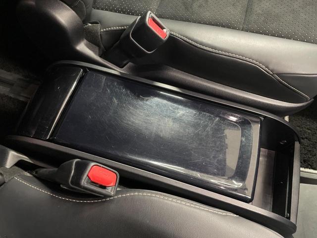 ヴォクシー ＺＳ　煌ＩＩＩ　純正９型ナビ　両側電動ドア　バックカメラ　衝突被害軽減システム　禁煙車　ドラレコ　スマートキー　ＬＥＤヘッド　ビルトインＥＴＣ　クルコン　純正１６インチアルミ　オートライト　デュアルエアコン（48枚目）