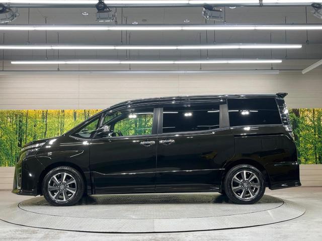 ヴォクシー ＺＳ　煌ＩＩＩ　純正９型ナビ　両側電動ドア　バックカメラ　衝突被害軽減システム　禁煙車　ドラレコ　スマートキー　ＬＥＤヘッド　ビルトインＥＴＣ　クルコン　純正１６インチアルミ　オートライト　デュアルエアコン（61枚目）