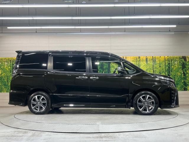 ヴォクシー ＺＳ　煌ＩＩＩ　純正９型ナビ　両側電動ドア　バックカメラ　衝突被害軽減システム　禁煙車　ドラレコ　スマートキー　ＬＥＤヘッド　ビルトインＥＴＣ　クルコン　純正１６インチアルミ　オートライト　デュアルエアコン（62枚目）