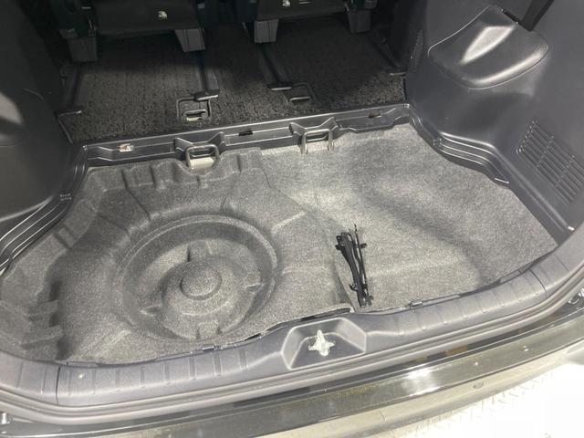 ヴォクシー ＺＳ　煌ＩＩＩ　純正９型ナビ　両側電動ドア　バックカメラ　衝突被害軽減システム　禁煙車　ドラレコ　スマートキー　ＬＥＤヘッド　ビルトインＥＴＣ　クルコン　純正１６インチアルミ　オートライト　デュアルエアコン（65枚目）