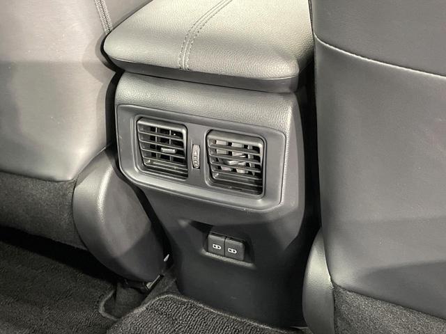ＲＡＶ４ ハイブリッドアドベンチャー　オフロードパッケージＩＩ　純正１０．５型ナビ　４ＷＤ　バックカメラ　衝突軽減　レーダークルーズ　禁煙車　電動リアゲート　ハーフレザーシート　パワーシート　コーナーセンサー　スマートキー　ＬＥＤヘッド　ビルトインＥＴＣ（43枚目）