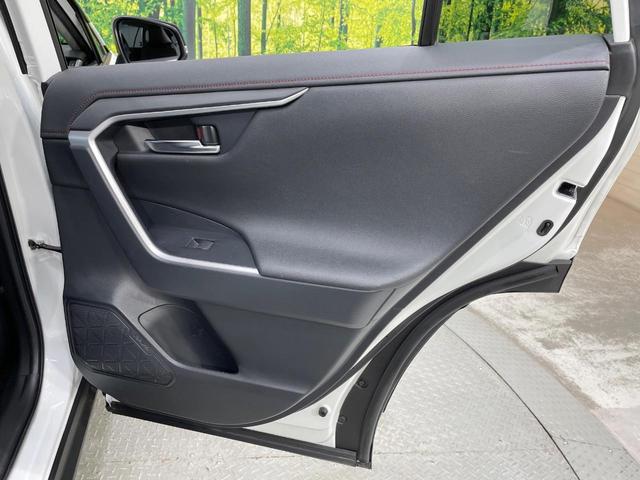 ＲＡＶ４ ハイブリッドアドベンチャー　オフロードパッケージＩＩ　純正１０．５型ナビ　４ＷＤ　バックカメラ　衝突軽減　レーダークルーズ　禁煙車　電動リアゲート　ハーフレザーシート　パワーシート　コーナーセンサー　スマートキー　ＬＥＤヘッド　ビルトインＥＴＣ（60枚目）