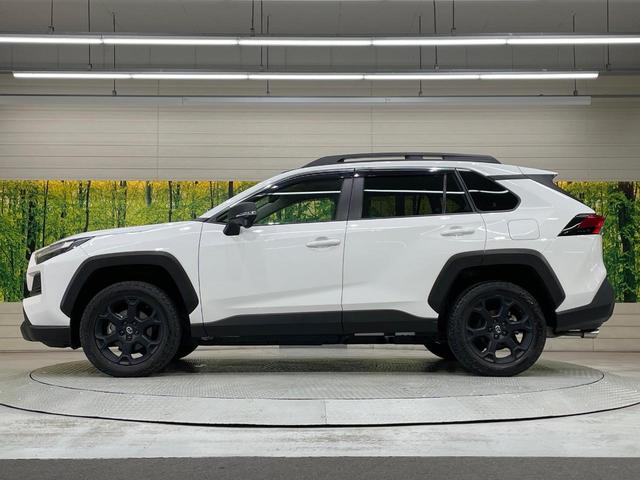 ＲＡＶ４ ハイブリッドアドベンチャー　オフロードパッケージＩＩ　純正１０．５型ナビ　４ＷＤ　バックカメラ　衝突軽減　レーダークルーズ　禁煙車　電動リアゲート　ハーフレザーシート　パワーシート　コーナーセンサー　スマートキー　ＬＥＤヘッド　ビルトインＥＴＣ（69枚目）