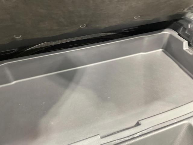 ハリアー Ｚ　レザーパッケージ　１２．３型ナビ　バックカメラ　ＪＢＬサウンド　衝突被害軽減システム　レーダークルーズ　禁煙車　電動リアゲート　レザーシート　前席シートエアコン　ドラレコ　コーナーセンサー　スマートキー　ＬＥＤヘッド（55枚目）