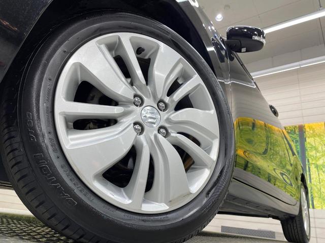 スイフト ハイブリッドＭＬ　ＳＤナビ　バックカメラ　衝突被害軽減システム　禁煙車　シートヒーター　ドラレコ　スマートキー　ＬＥＤヘッド　ＥＴＣ　オートライト　オートエアコン　Ｂｌｕｅｔｏｏｔｈ　ＣＤ（13枚目）